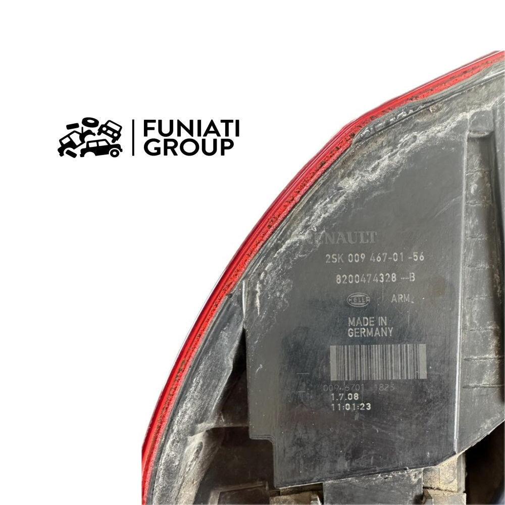 Fanale posteriore sinistro Renault Scenic II usato anno 2005